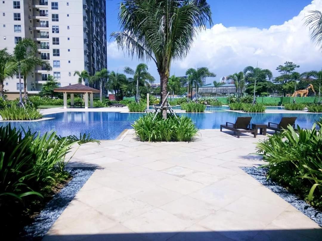 אפרטהוטל מונטינלופה Chelsea Tower 1 מראה חיצוני תמונה